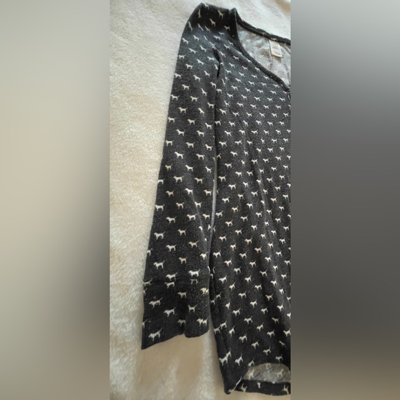 Victoria's Secrets Pink Thermal Sleep Longsleeve - Picture 9 of 9